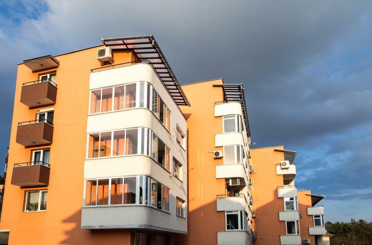 Danny House Appartement Veliko Tarnovo Buitenkant foto